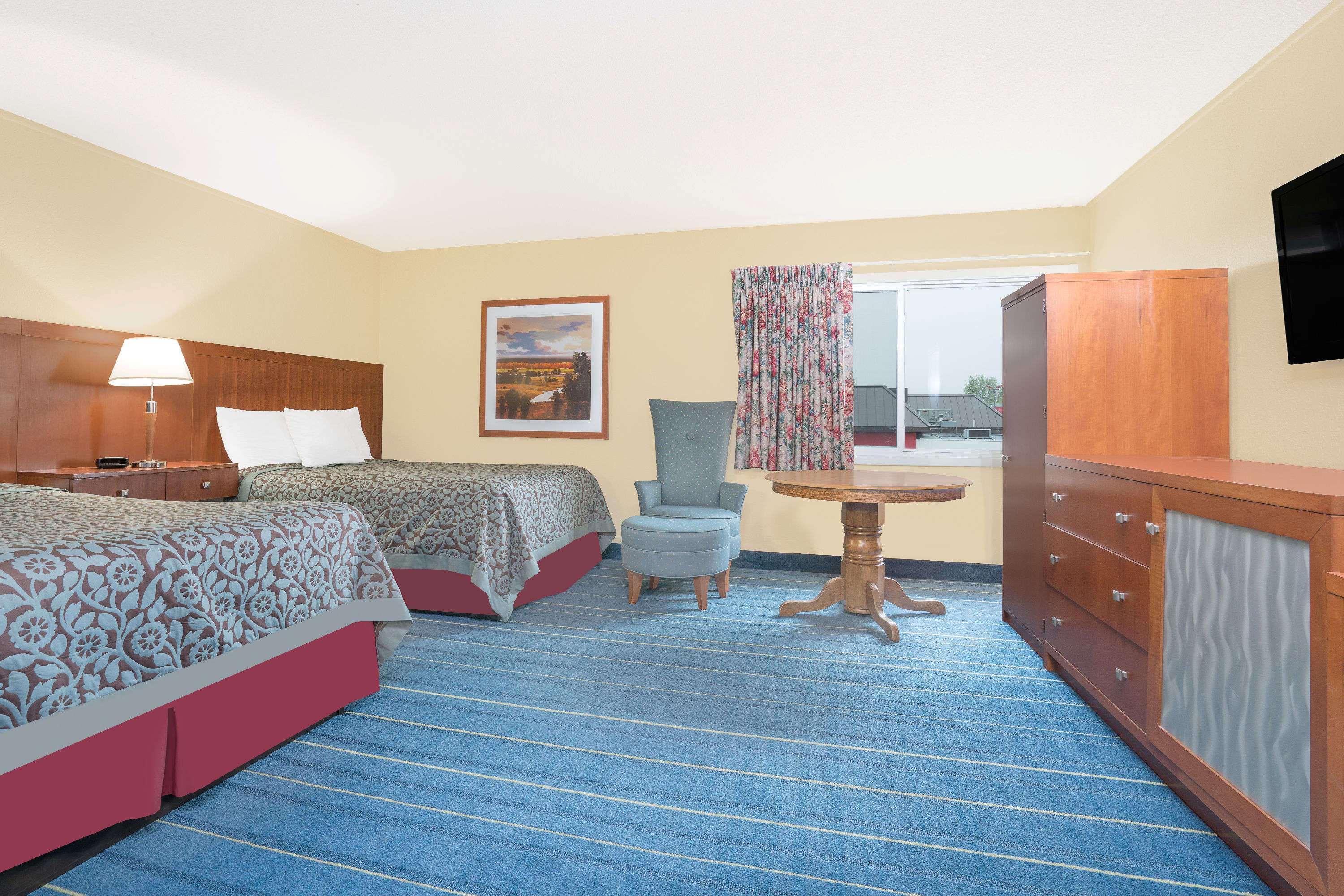 Days Inn By Wyndham Alexandria Mn Eksteriør billede