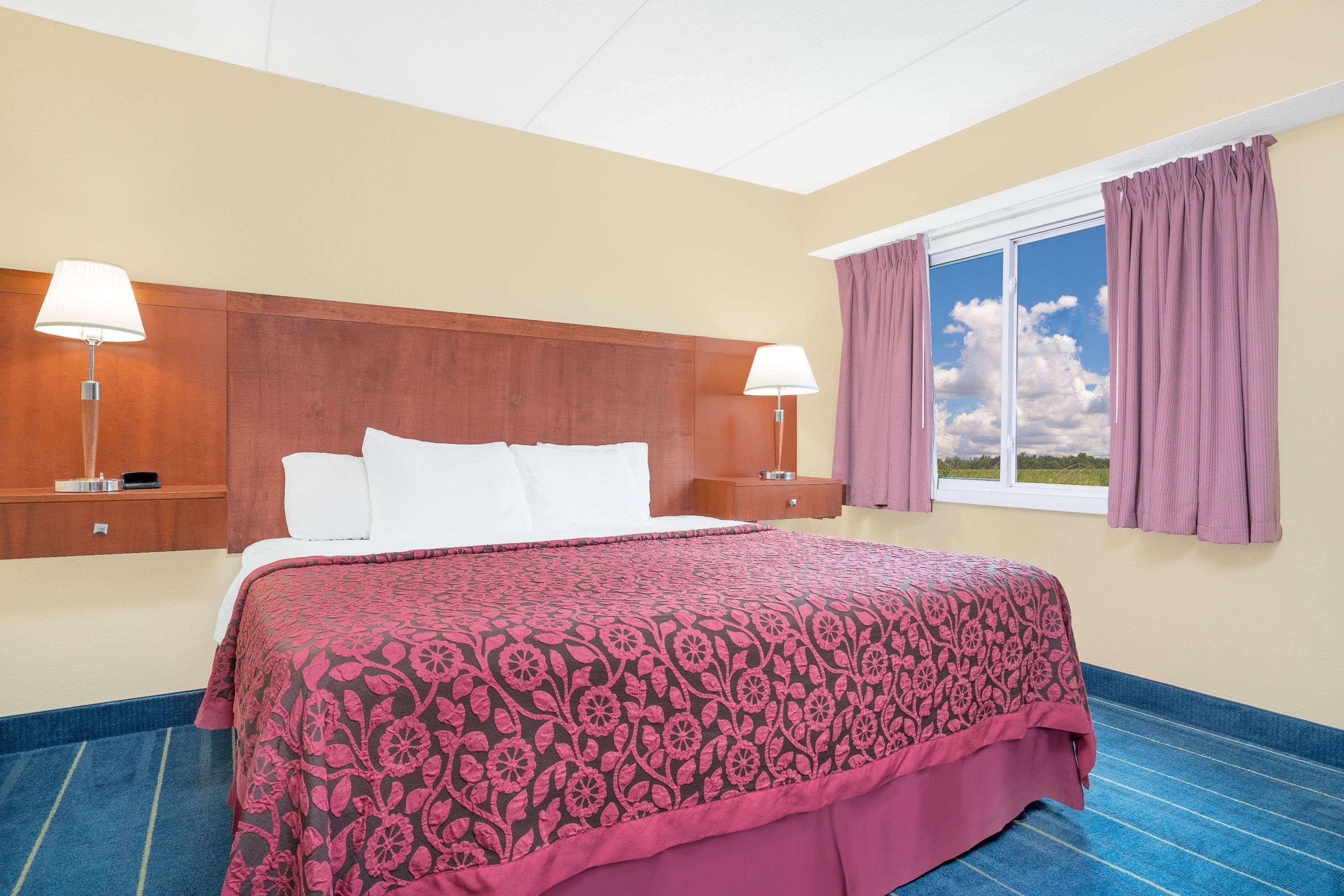 Days Inn By Wyndham Alexandria Mn Eksteriør billede
