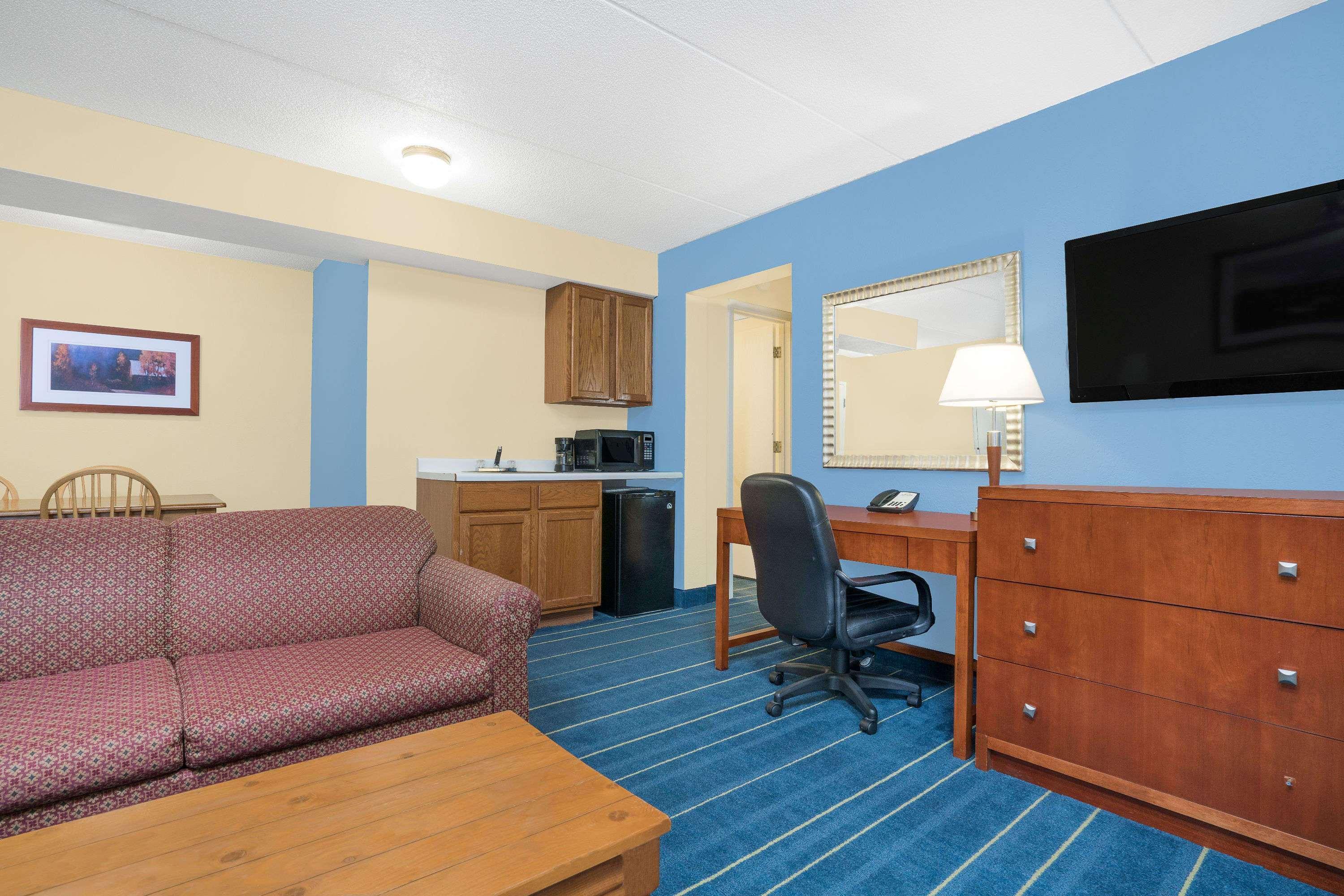 Days Inn By Wyndham Alexandria Mn Eksteriør billede
