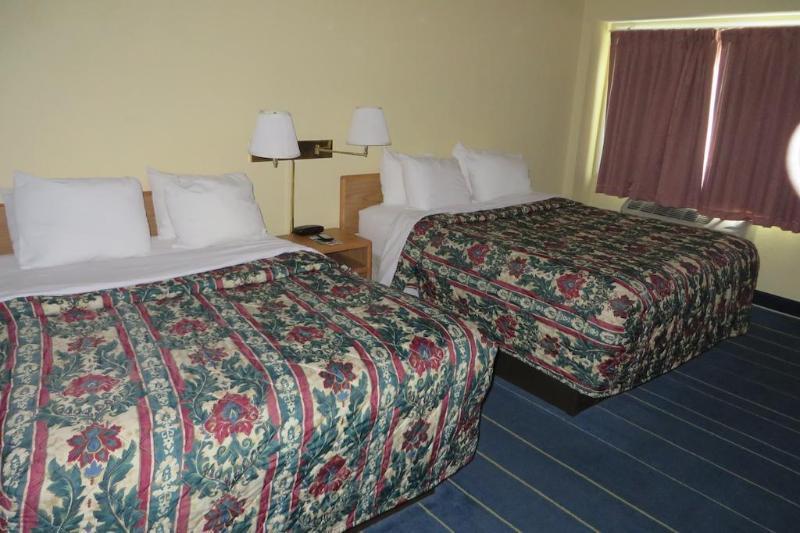 Days Inn By Wyndham Alexandria Mn Eksteriør billede